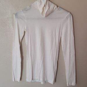 Breathable & Lightweight Turtleneck